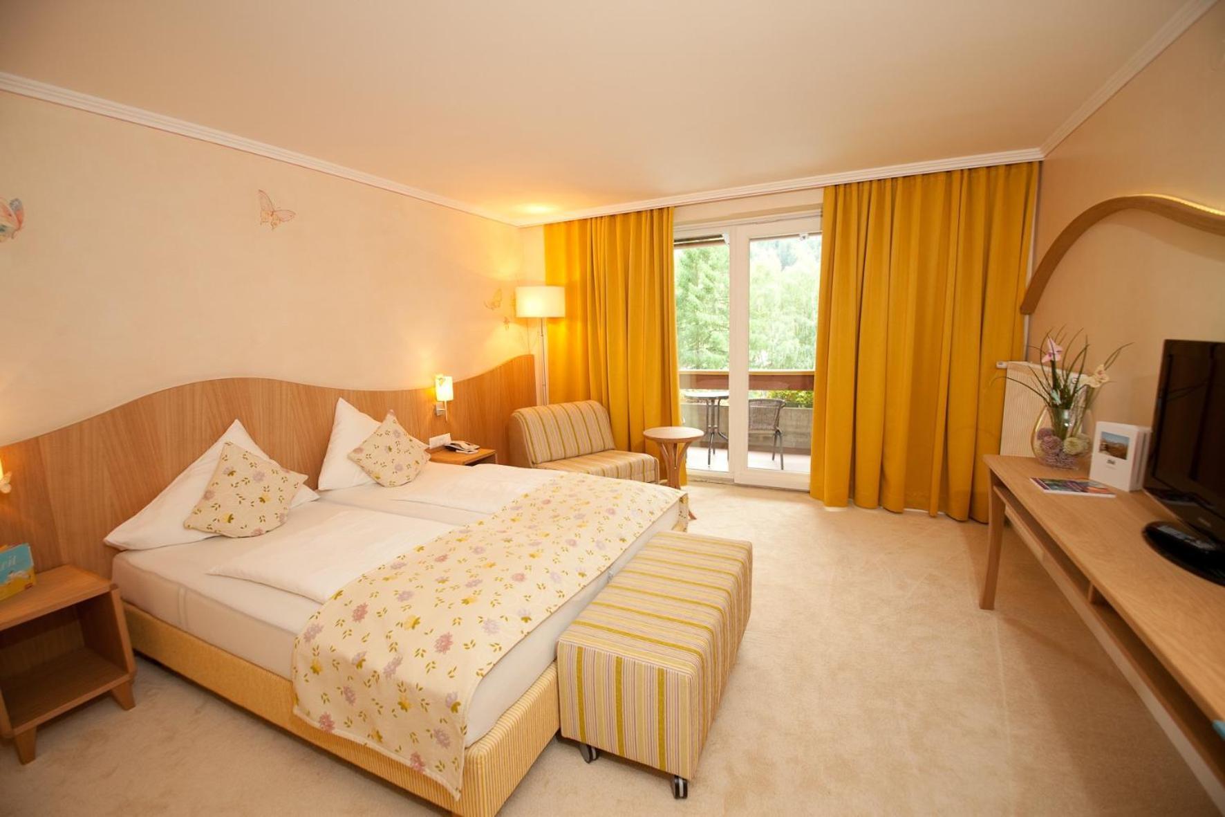 Hotel Prägant Bad Kleinkirchheim Exteriör bild
