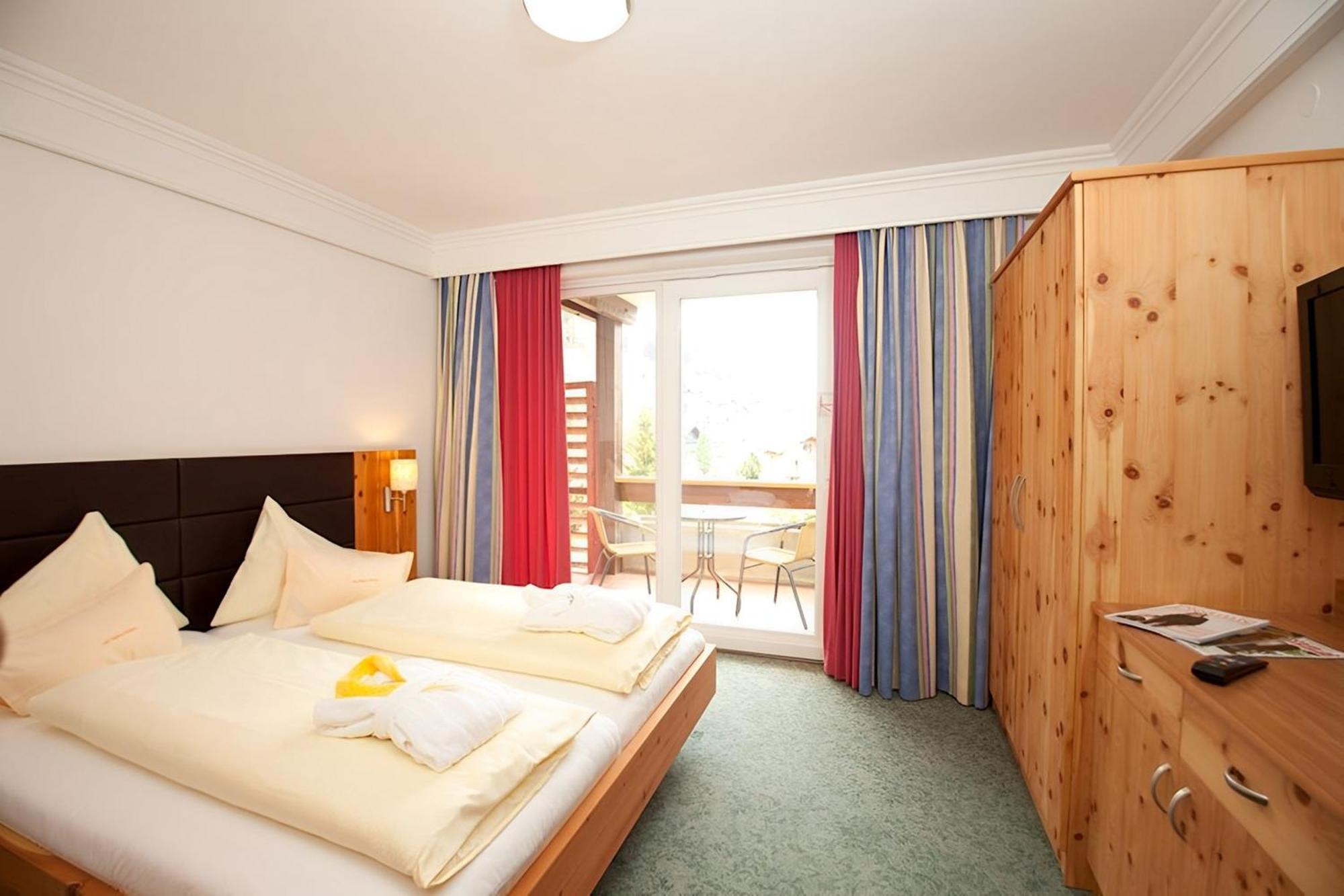 Hotel Prägant Bad Kleinkirchheim Exteriör bild